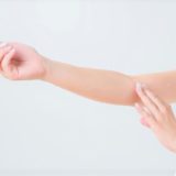 肘部管症候群 / 手・指のしびれ