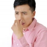 鼻血の原因は？止まらない時の対処法と治療法